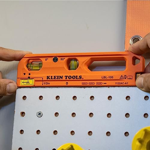 Laser Level with Magnetic Base, Laser Line and Spot C88486
