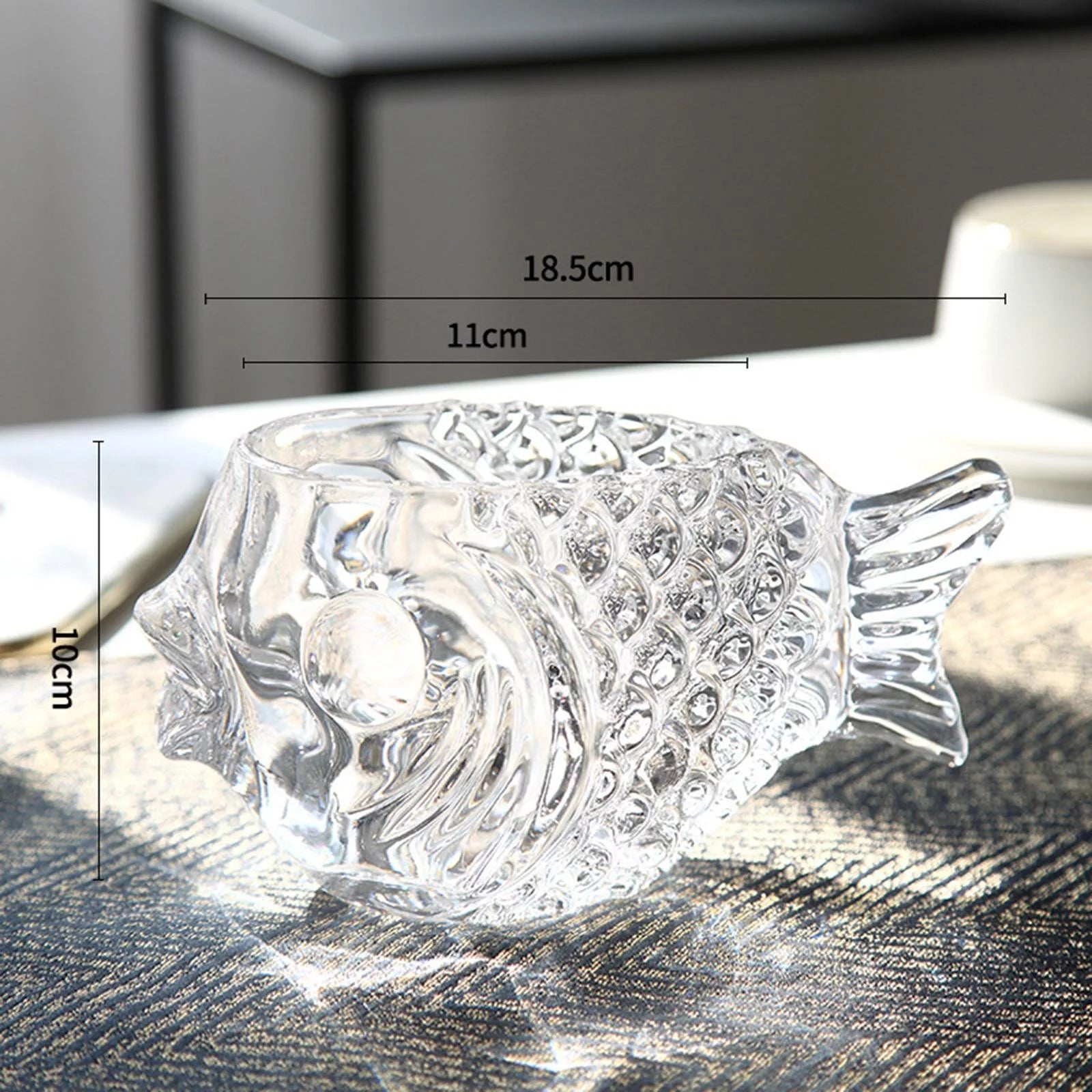 Fish Shaped Cocktail Glass, Clear, Medium V2412