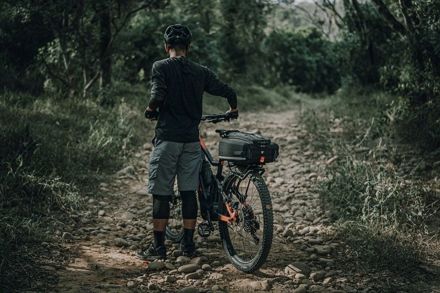 E-Xplorer TrunkBag K807