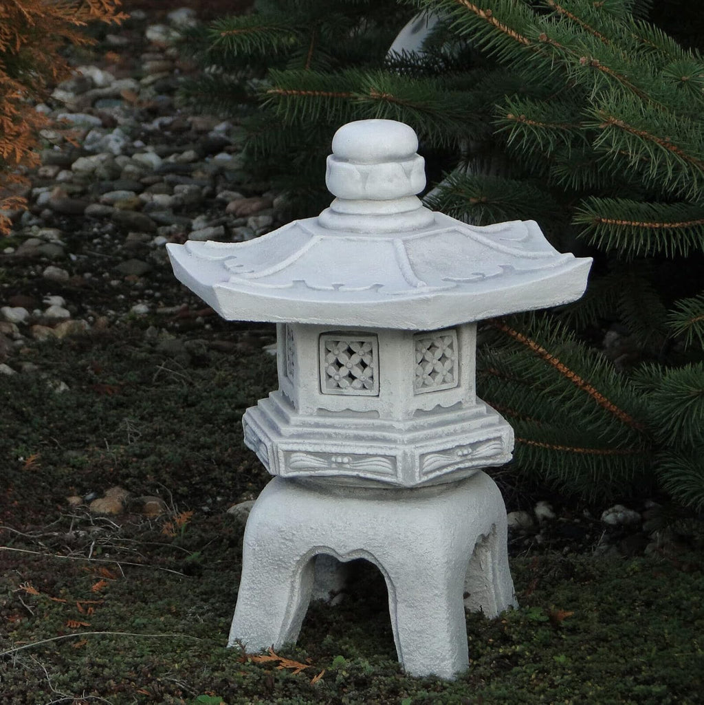 Concrete Pagoda Lantern Statue for Zen Garden Outdoor Decor J228