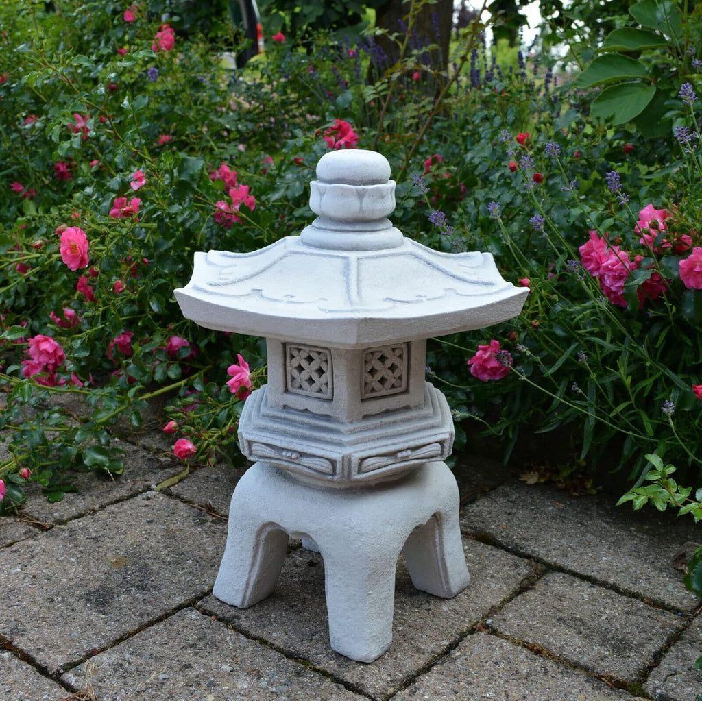 Concrete Pagoda Lantern Statue for Zen Garden Outdoor Decor J228