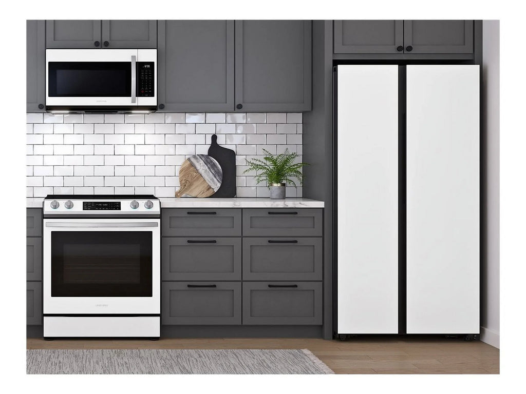 Side-by-Side Refrigerator with Beverage Center, 28 cu. ft. U433606