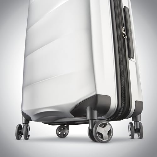 Carry-On Hardside Expandable 21-Inch Luggage with Spinner Wheels and TSA Lock T525535