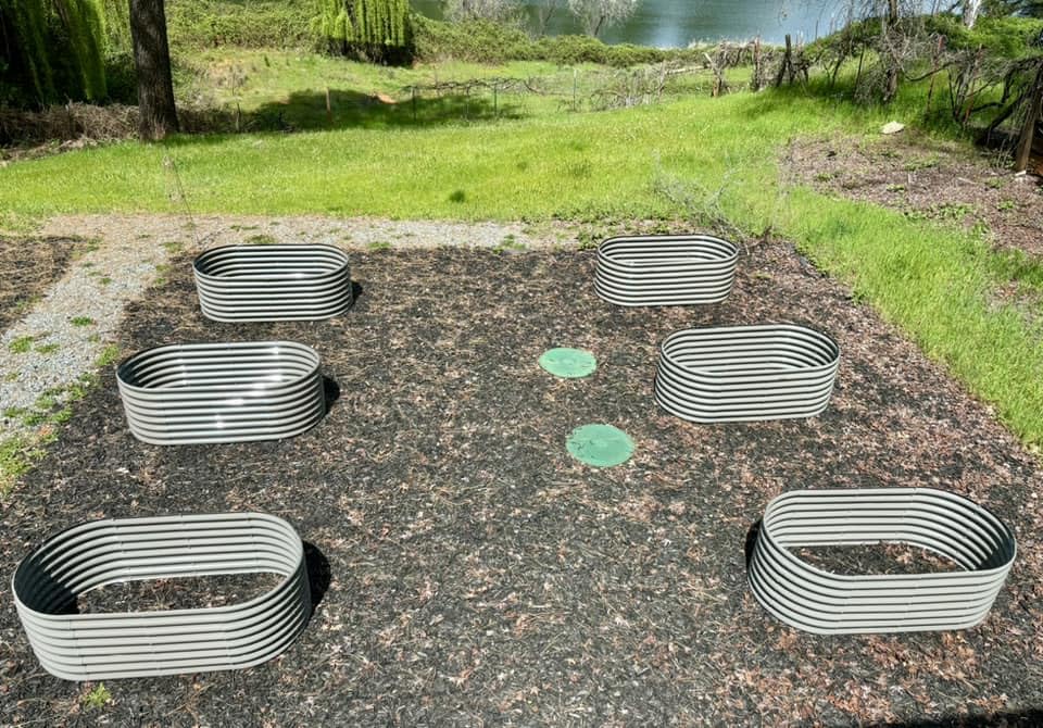 Galvanized Raised Garden Bed Oval Metal Planter Box for Vegetables Flowers A9593
