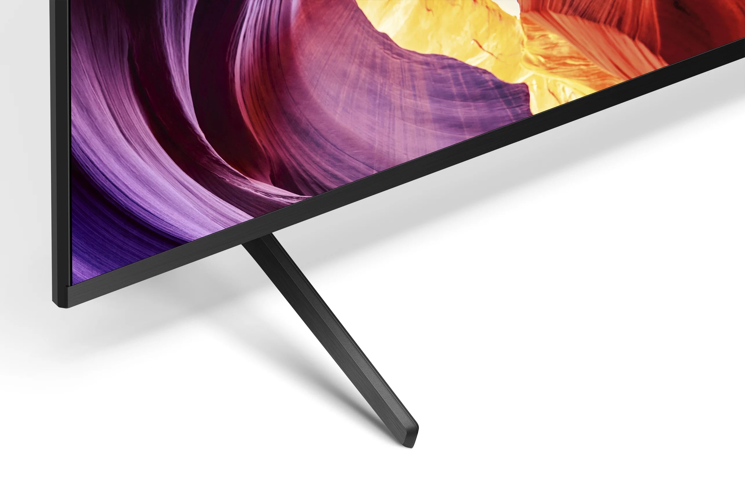 85" 4K Ultra HD LED Smart TV V438800