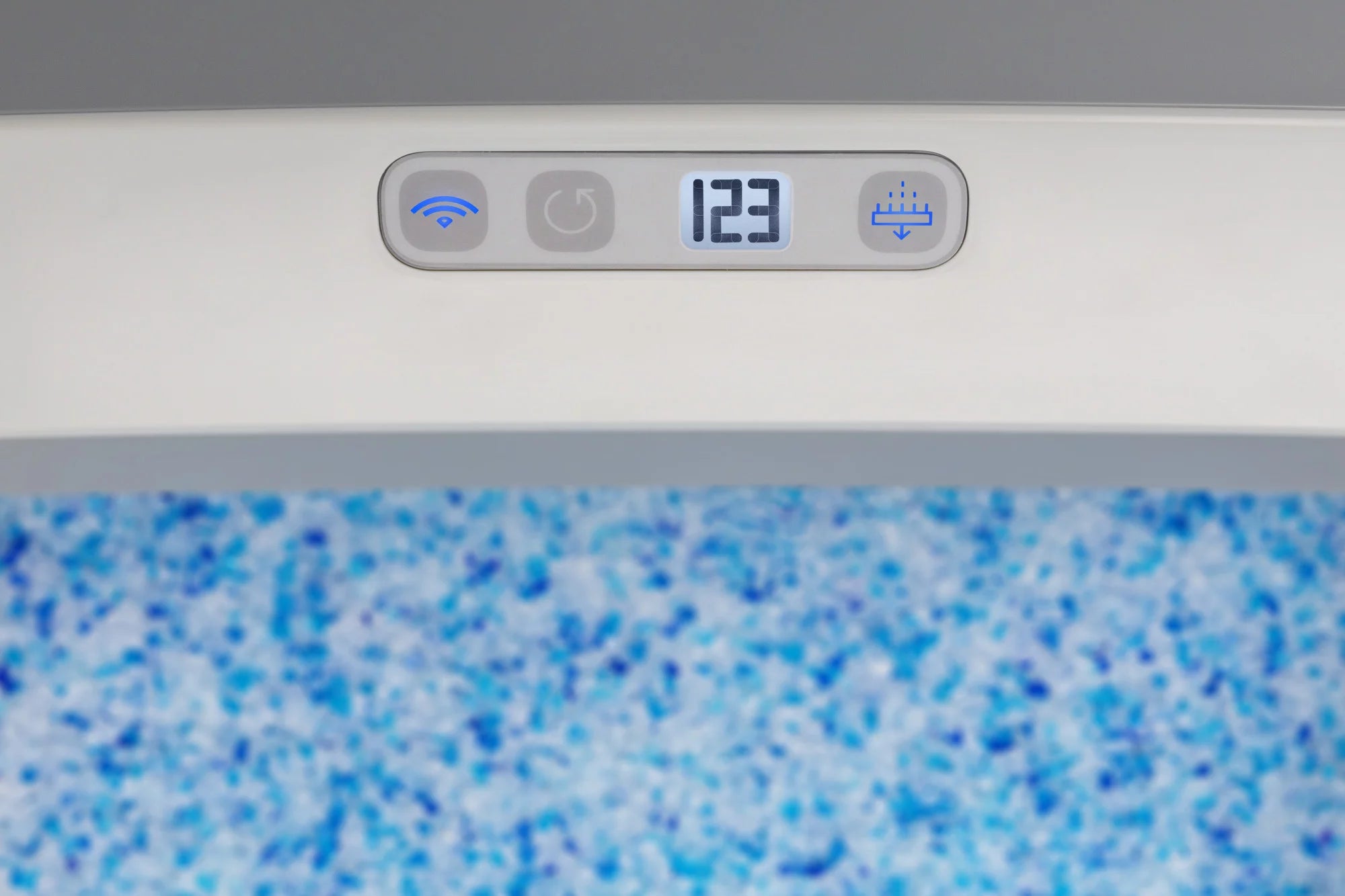Self-Cleaning Cat Litter Box with Smart App, Front-Entry F4612