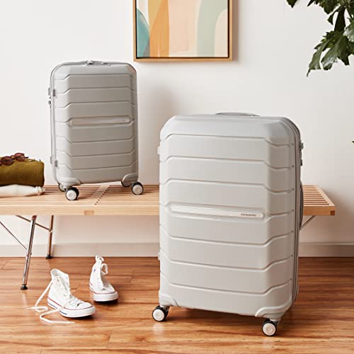 21-Inch Hardside Carry-On Luggage with Spinner Wheels W53970