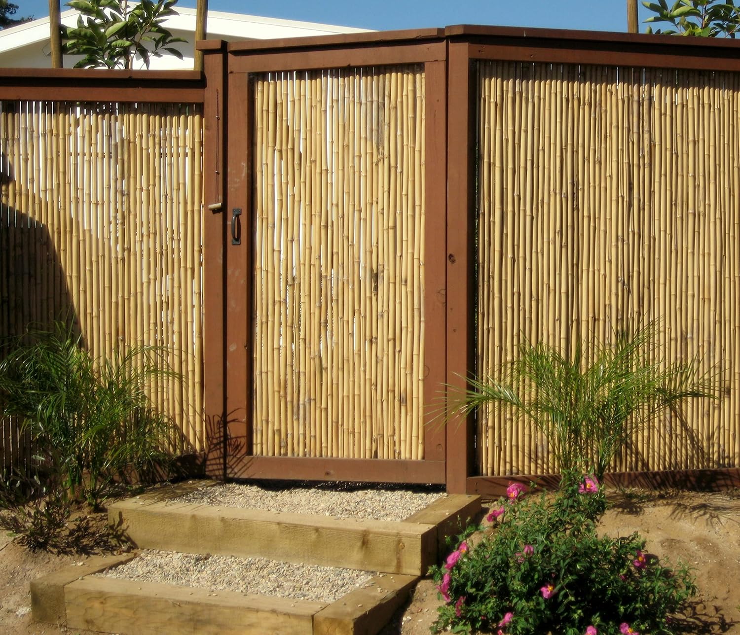 Natural Bamboo Fencing Decorative Rolled Fence Panel P8561