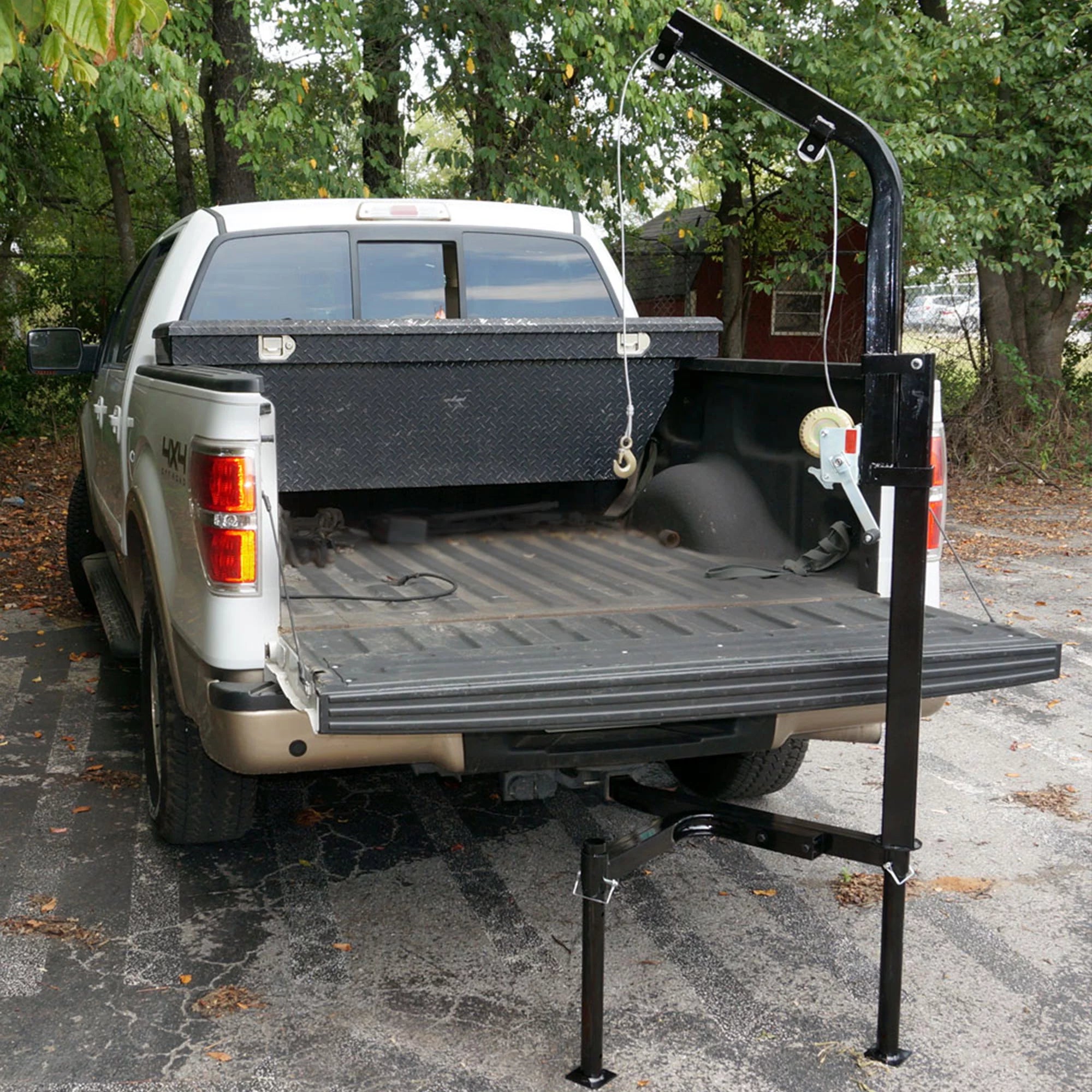 Hitch Mounted Hoist for Game W974653