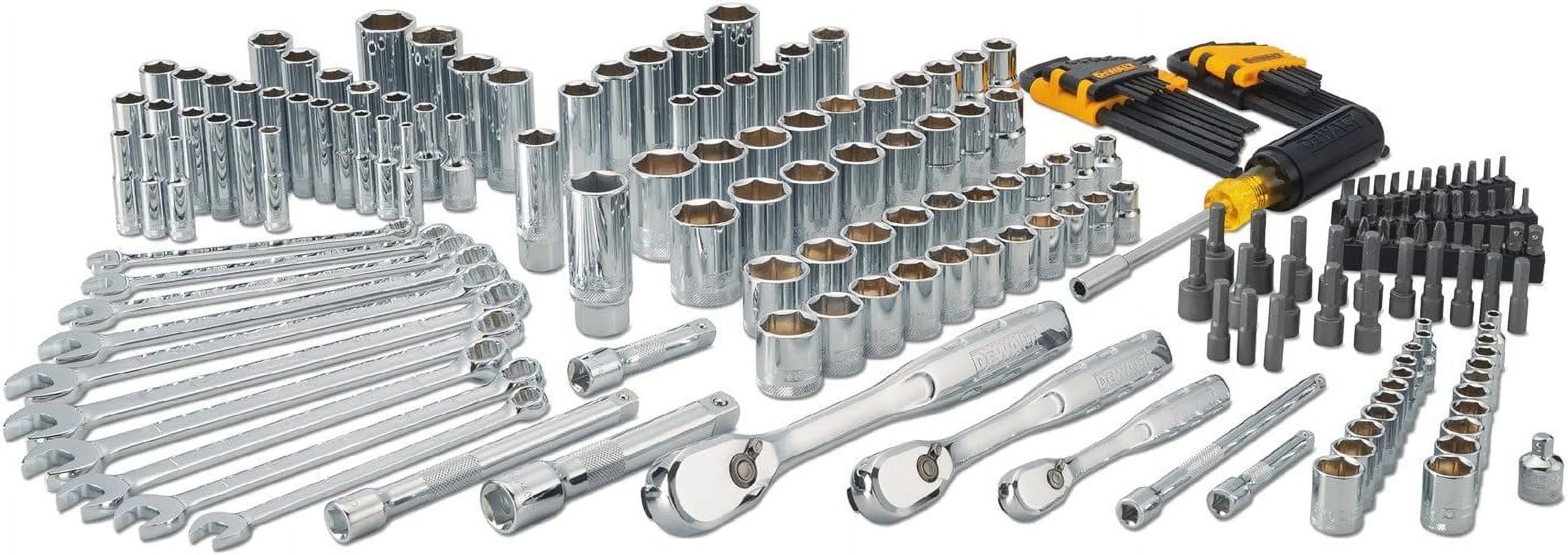 Mechanics Tool Set 205-Piece U782297