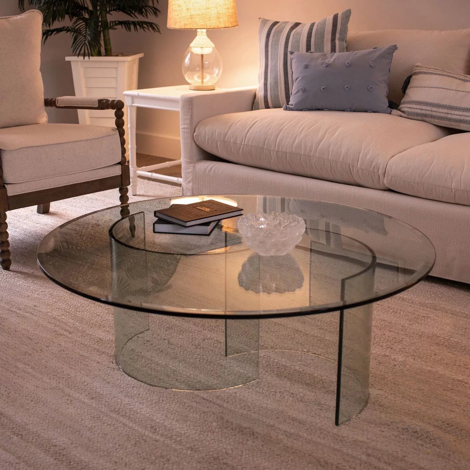 27" Round Tempered Glass Table Top with Polished Edge D437253