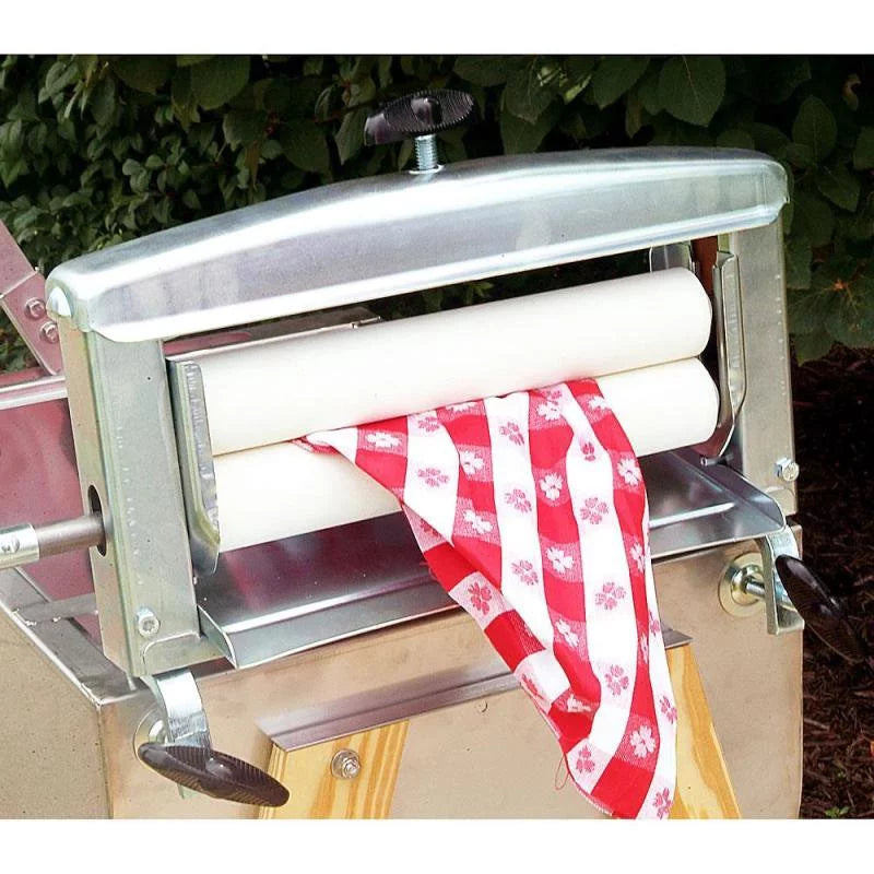 Laundry Agitator Hand Washer Tub with Wringer, 15 Gallon P70170