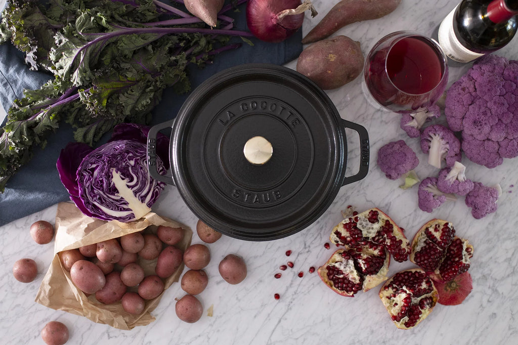 Cast Iron 4-Qt Round Cocotte B795